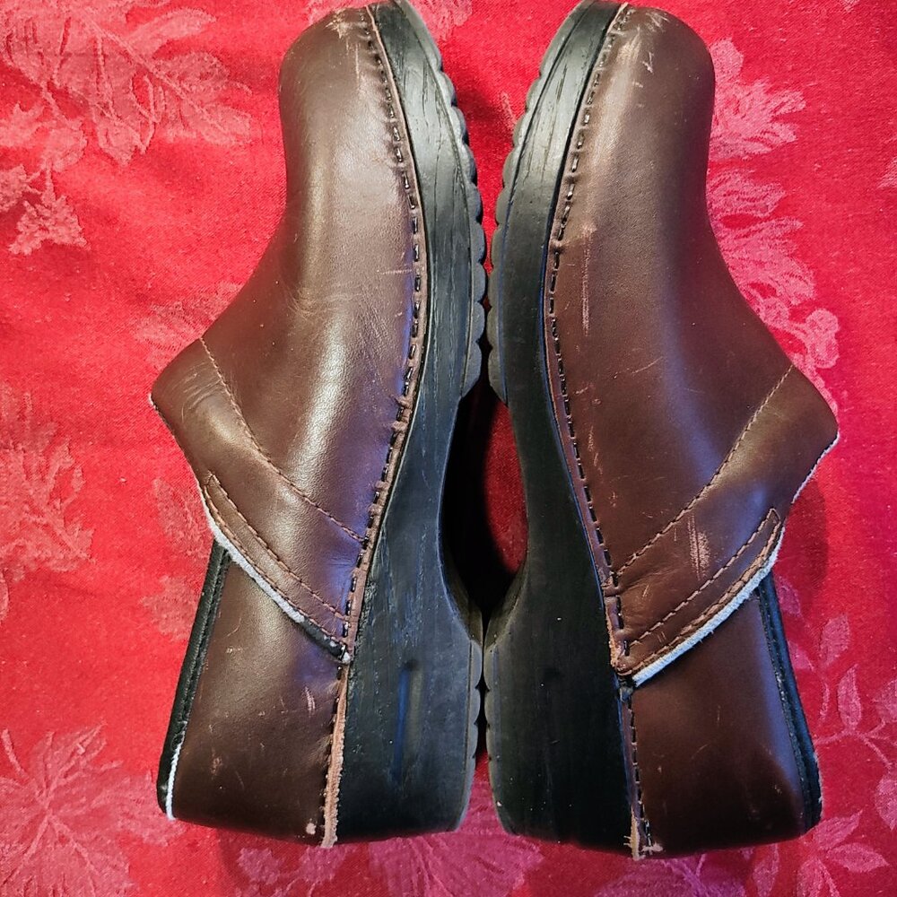 CS Clogs Women's Brown Leather Clogs, Size EU 38.5, US 8, Used